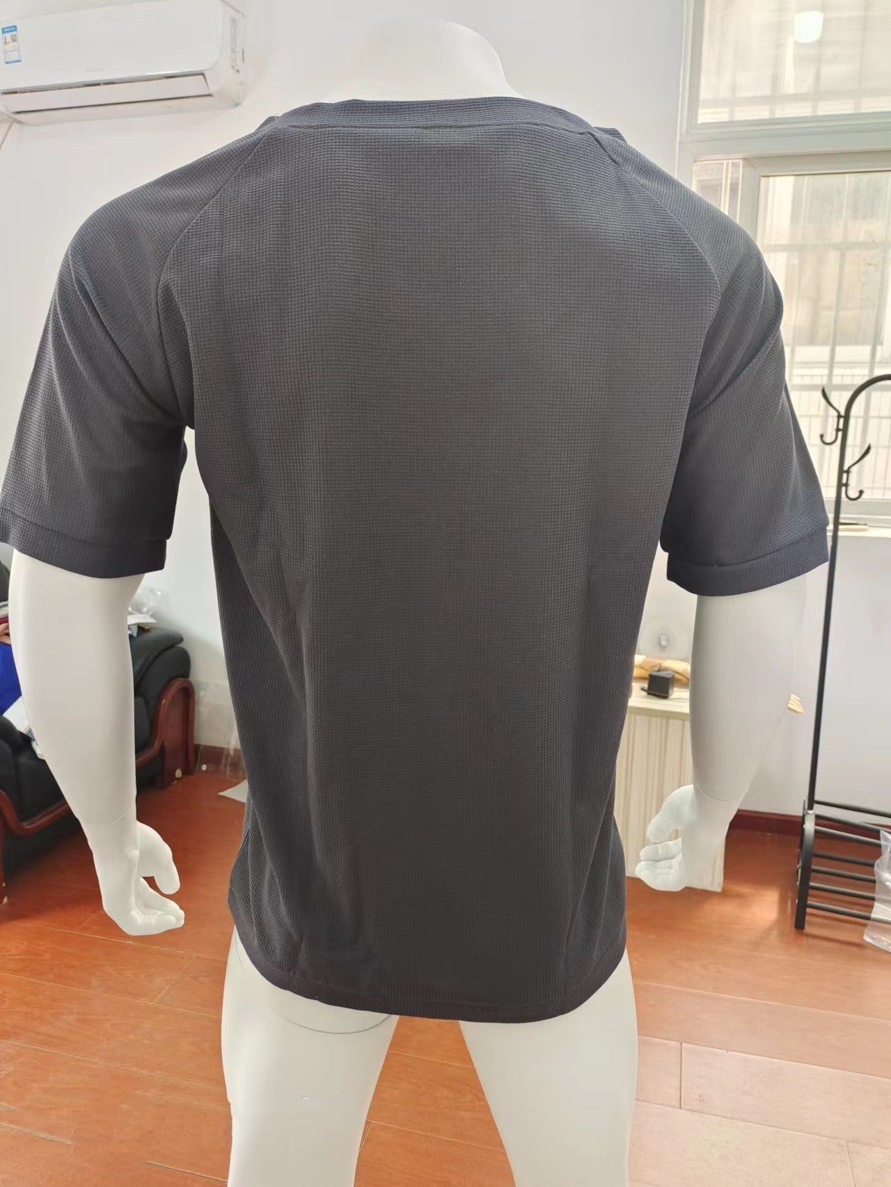 Men's Summer Slim V-neck Solid Color Thin Short Sleeve