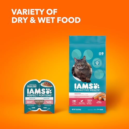 IAMS Proactive Health Indoor Weight & Hairball Care Adult Dry Cat Food with Chicken & Turkey, 7 lb. Bag