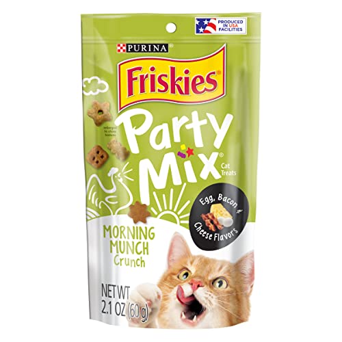 Purina Friskies Natural Cat Treats Party Mix Natural Yums With Real Salmon and Added Vitamins, Minerals and Nutrients - 20 oz. Canister