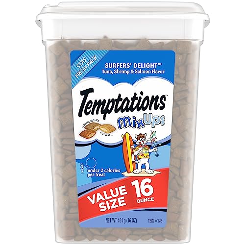 TEMPTATIONS MixUps Crunchy and Soft Cat Treats, Surfer's Delight Flavor, 30 oz. Tub