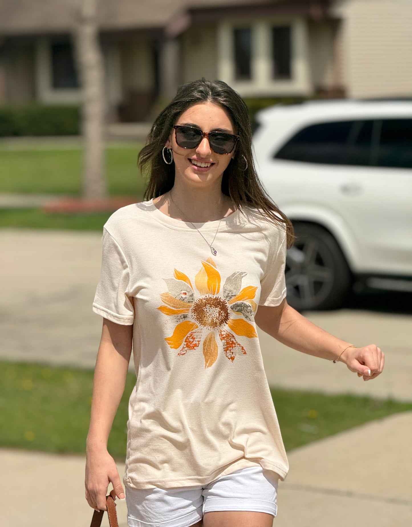 Anbech Womens Dandelion Graphic T-Shirts Teen Girls Cute Sunflower Trendy Clothes Casual Tee Tops