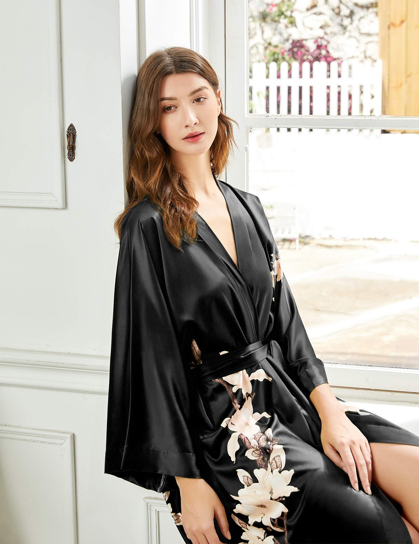 BABEYOND Kimono Robe Cover up Long Floral Satin Sleepwear Silky Bathrobe Bachelorette Robe