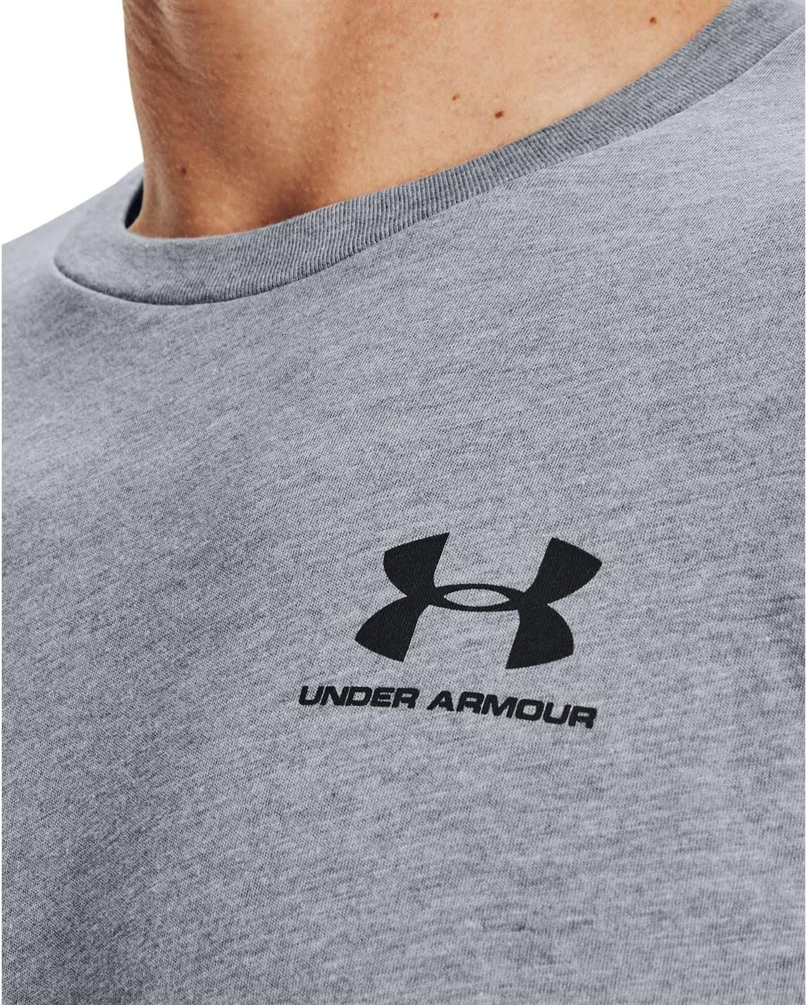 Under Armour Men's Sportstyle Left Chest Short Sleeve T-Shirt